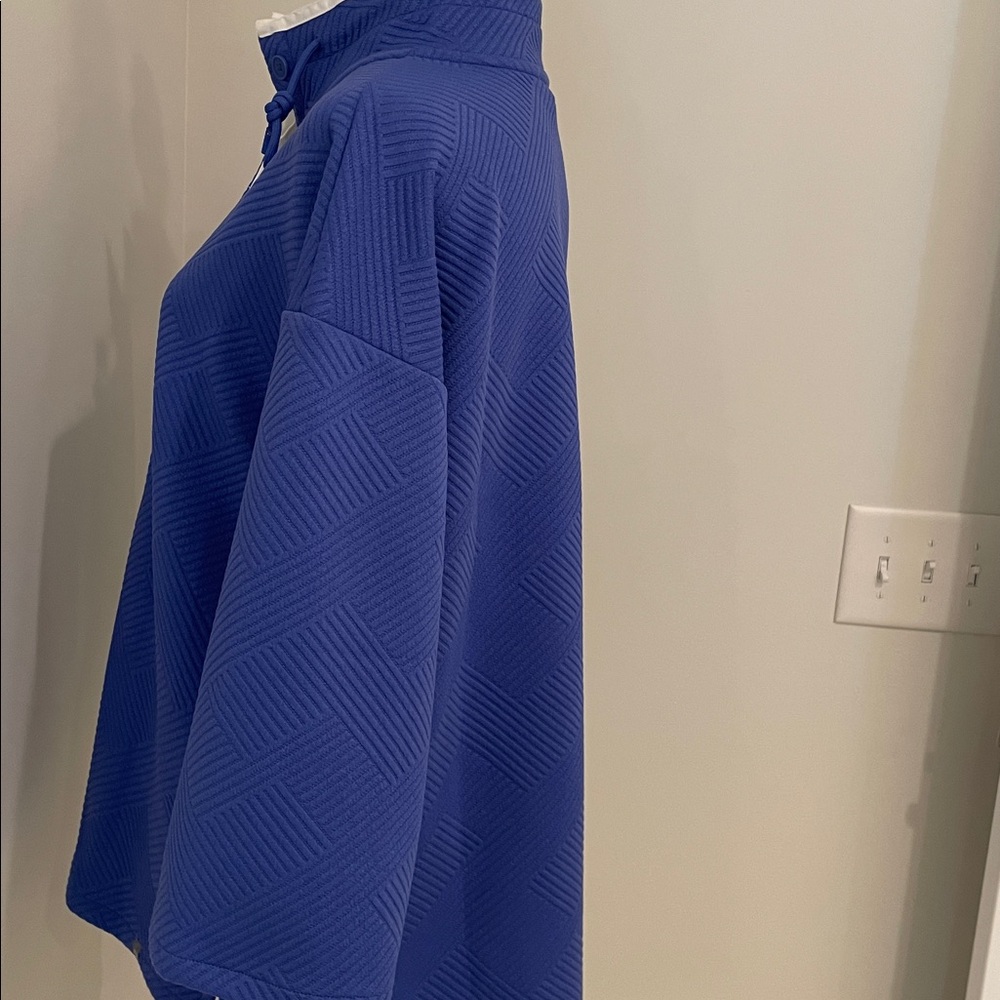 T by Talbot’s Blue Pullover Top - Picture 5 of 9